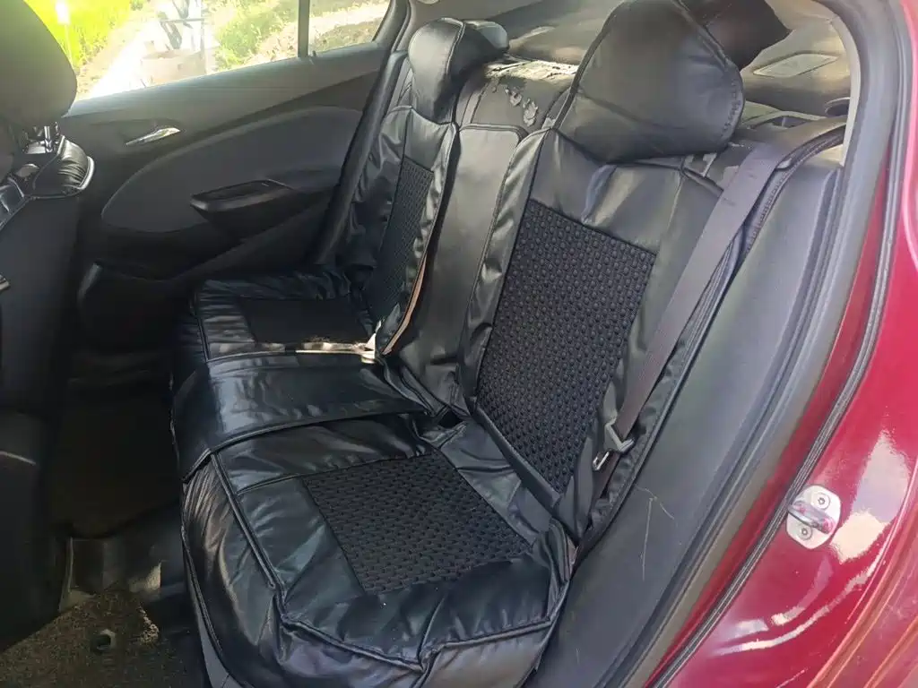 Chevrolet Cruze — миниатюра 15