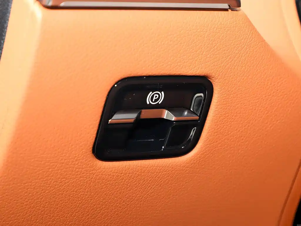 Mercedes-Benz S-Class — миниатюра 9