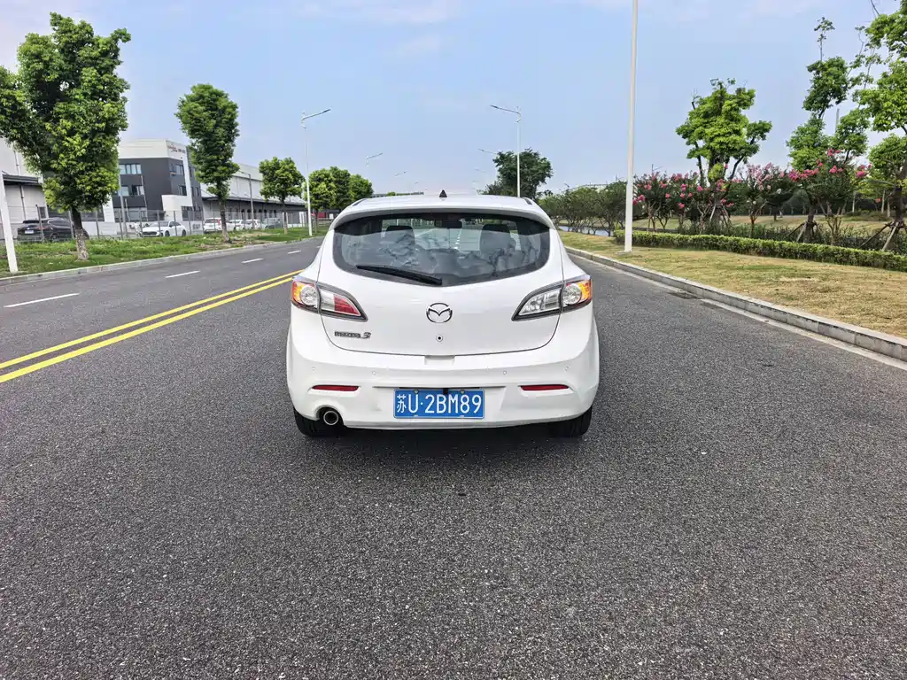 Mazda 3 Xingcheng — миниатюра 13