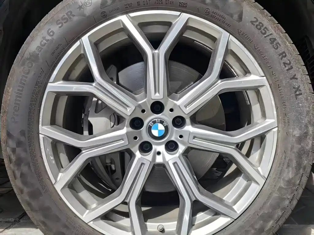 BMW X7 — миниатюра 9