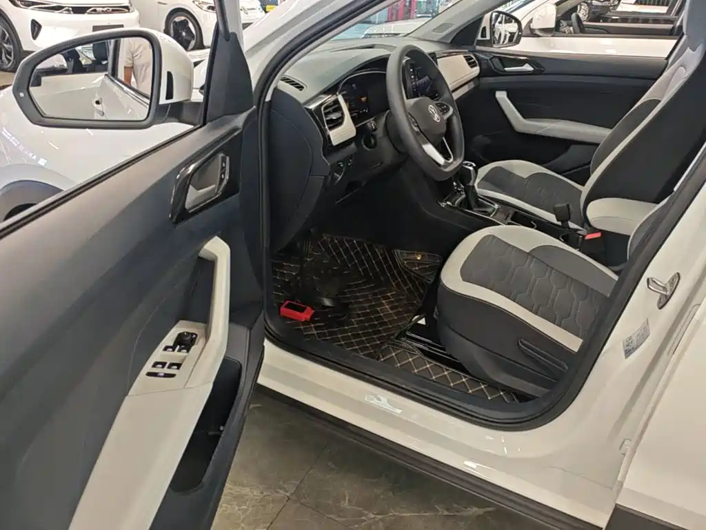 Volkswagen Tharu — миниатюра 16