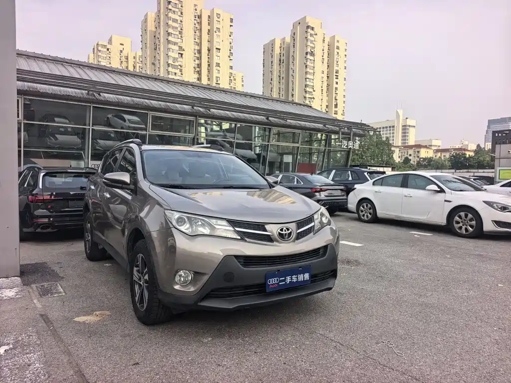 Toyota RAV4 2015 2.0L CVT