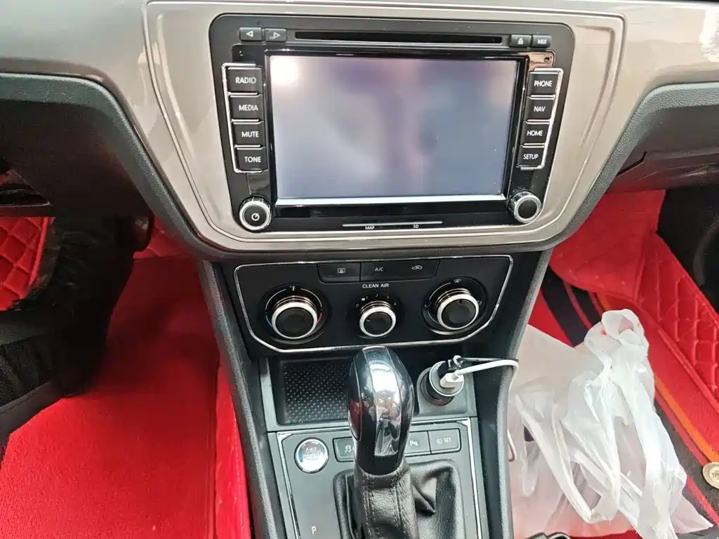 Volkswagen Lavida — миниатюра 14