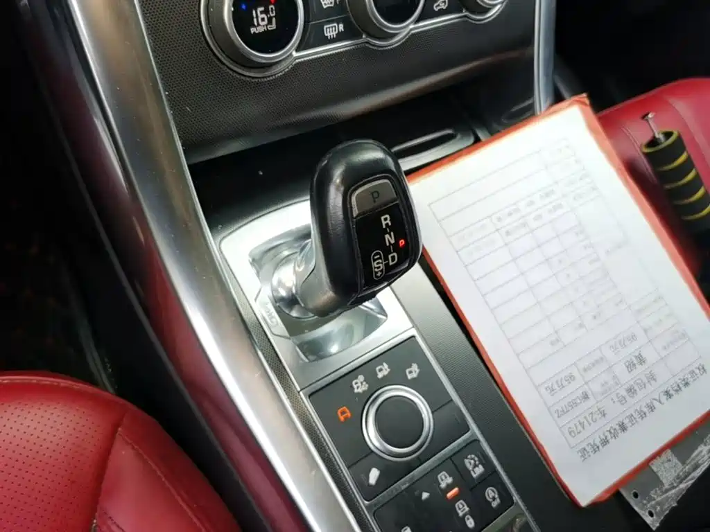 Land Rover Sport — миниатюра 19