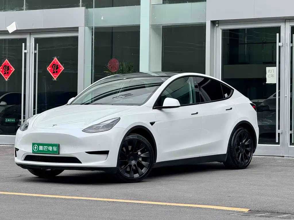 Tesla Model Y 2021