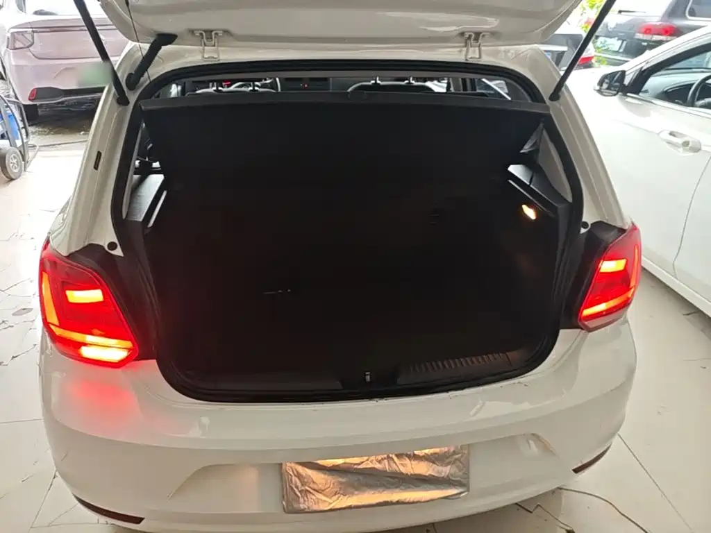 Volkswagen Polo — миниатюра 19