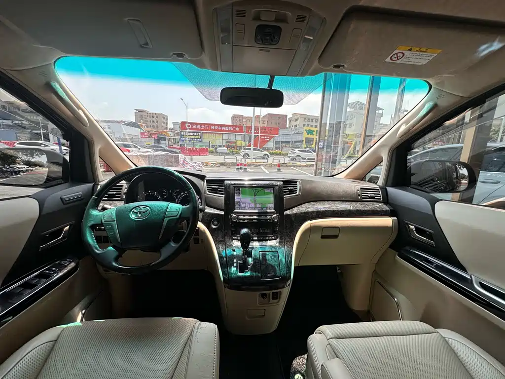 Toyota Alphard 2011 3.5L Luxury