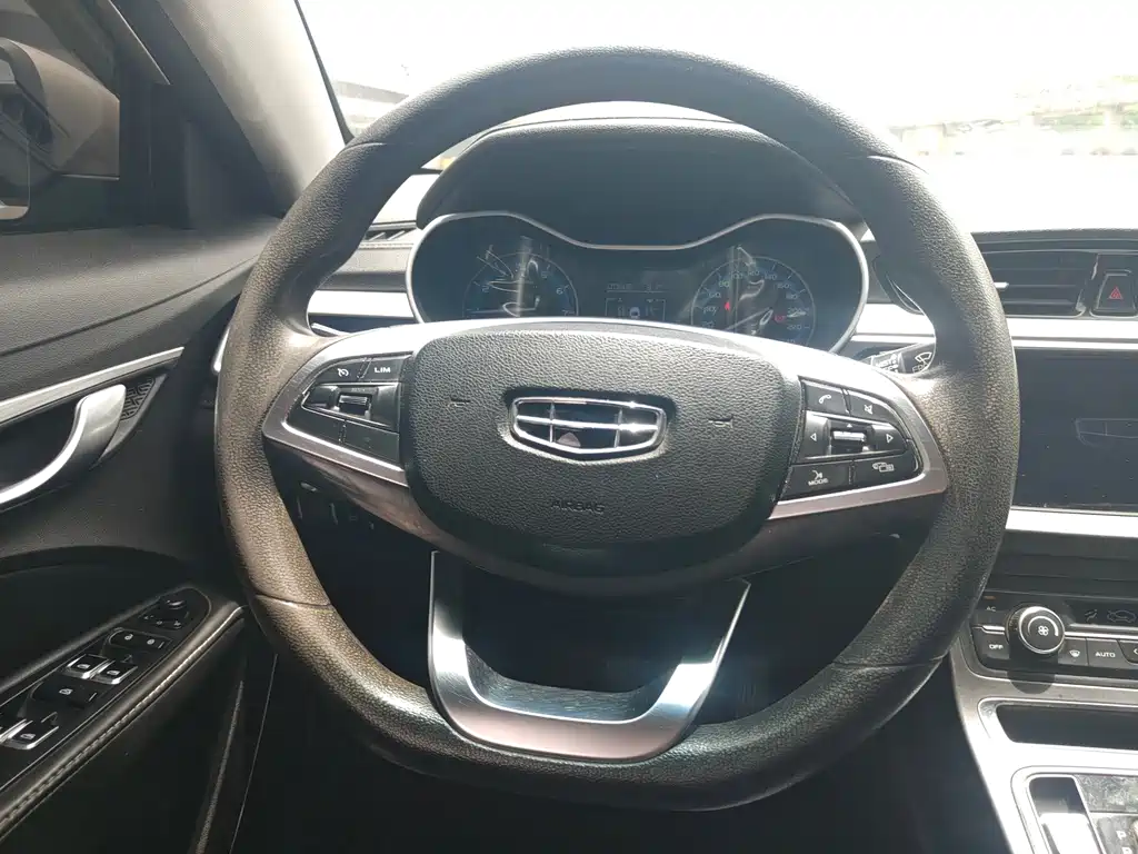 Geely Emgrand - фото 19