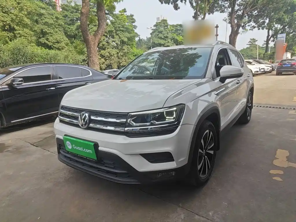 Volkswagen Tharu — миниатюра 2