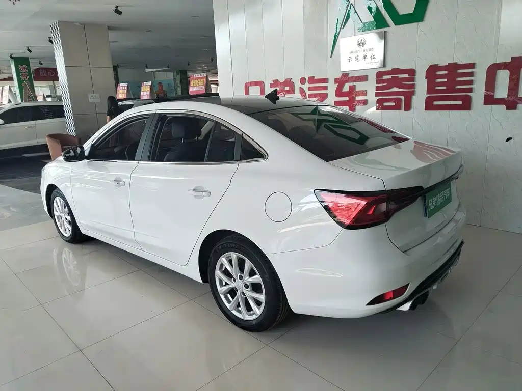 Roewe i5 — миниатюра 11