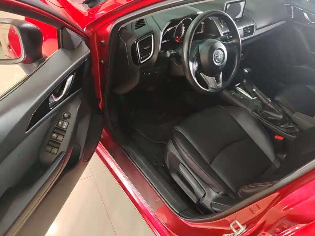 Mazda 3 Axela — миниатюра 16