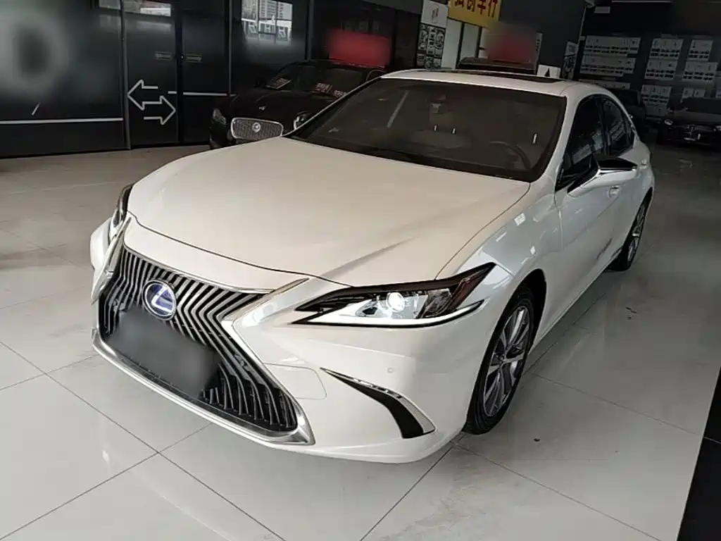 Lexus ES — миниатюра 2