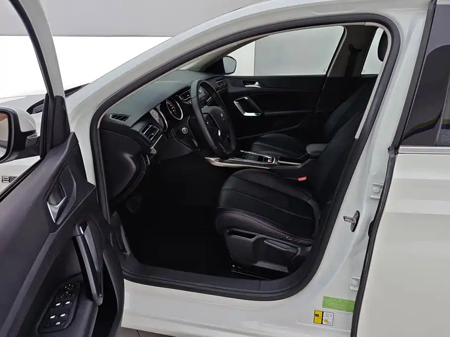 Peugeot 408 — миниатюра 9