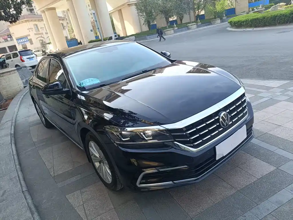 Volkswagen Passat 2021 330TSI Luxury