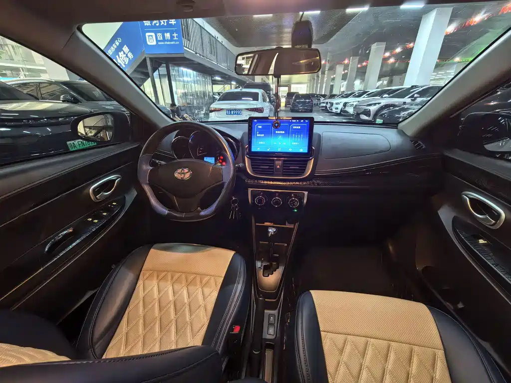 Toyota Yaris L — миниатюра 11