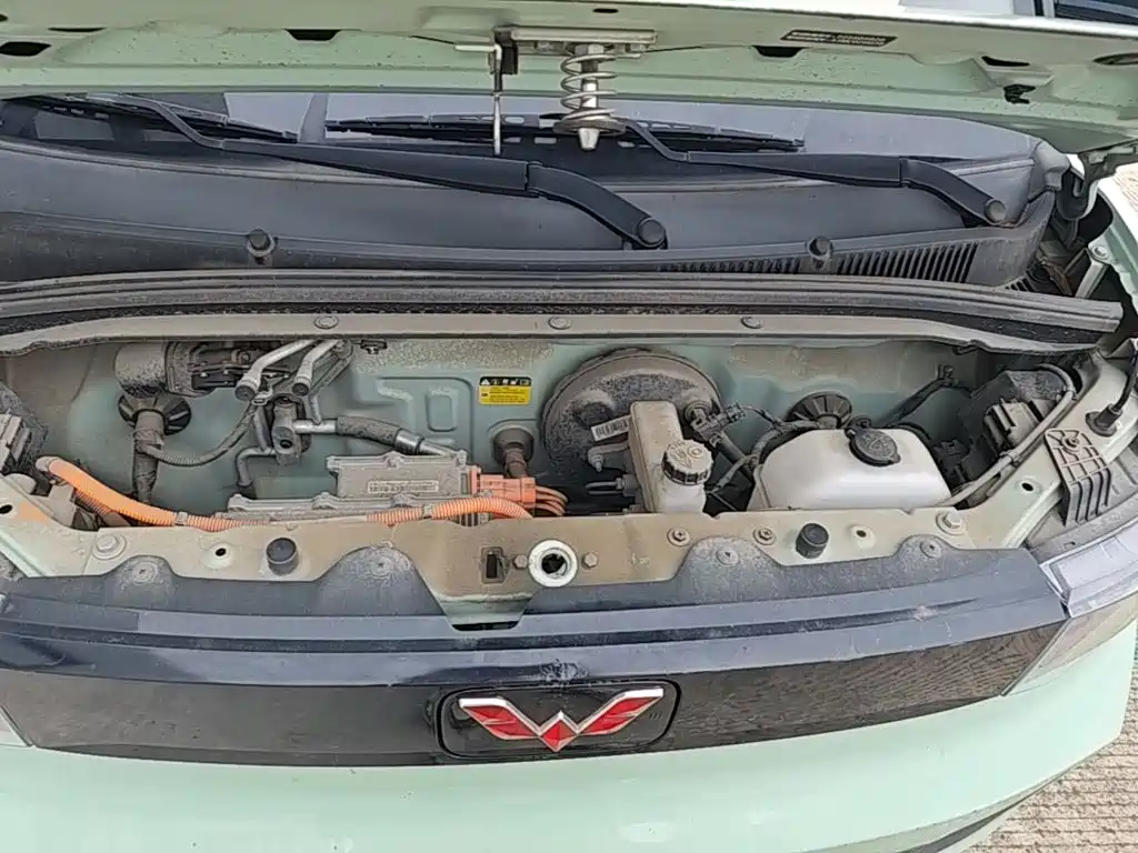 Wuling MINIEV — миниатюра 20