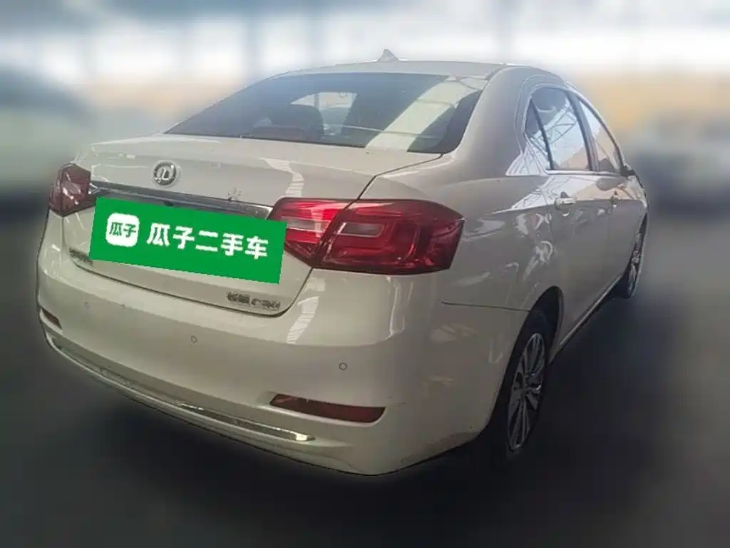 Great Wall Great Wall C30 — миниатюра 10