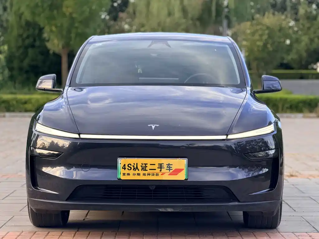 Tesla Model Y — фотографии объявления, Фото 3