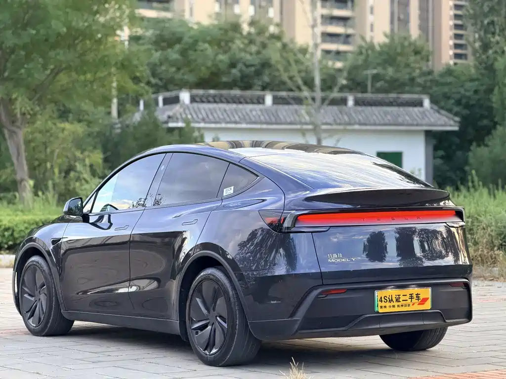 Tesla Model Y — фотографии объявления, Фото 7