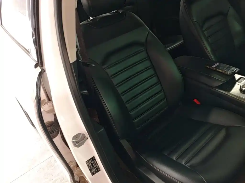Ford Mondeo — миниатюра 25