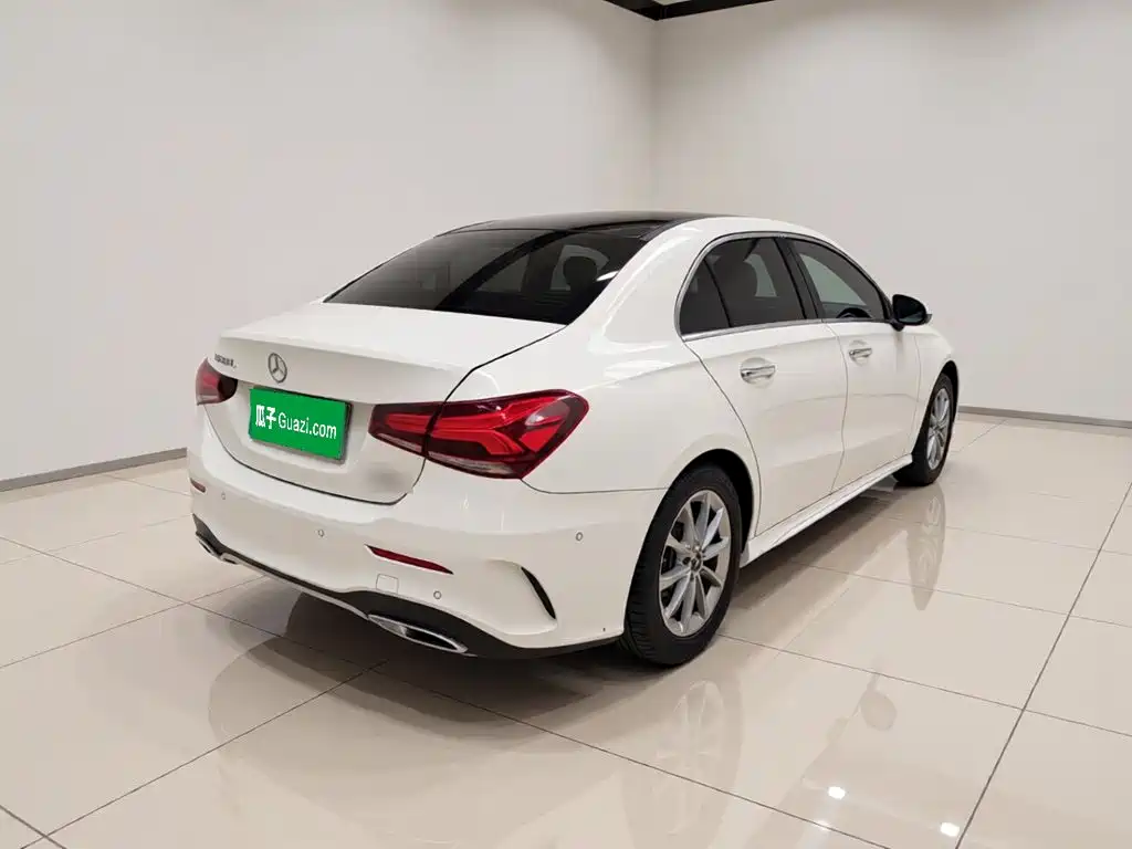 Mercedes-Benz A-Class — миниатюра 6