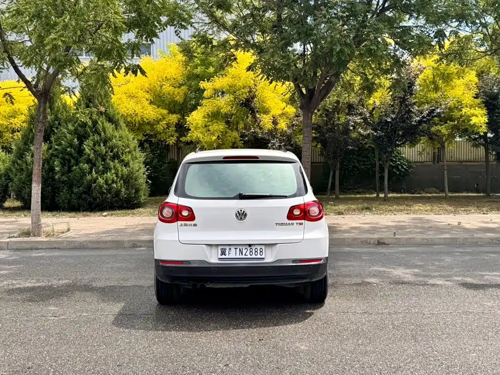 Volkswagen Tiguan — миниатюра 8