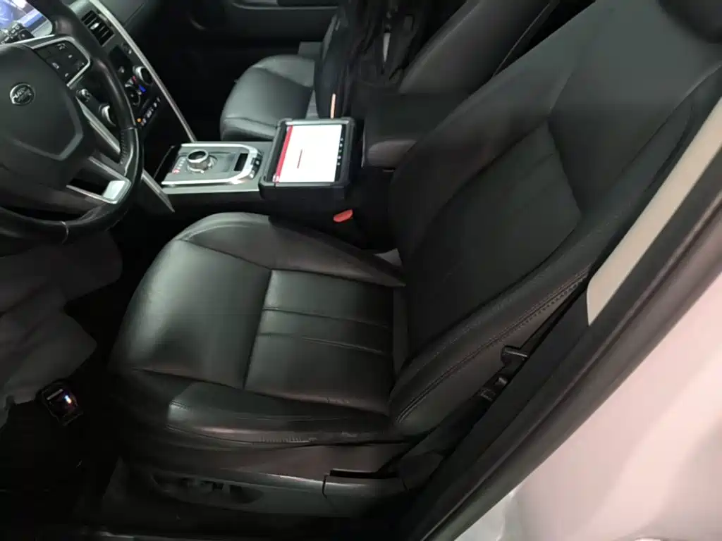Land Rover Discovery Sport — миниатюра 15