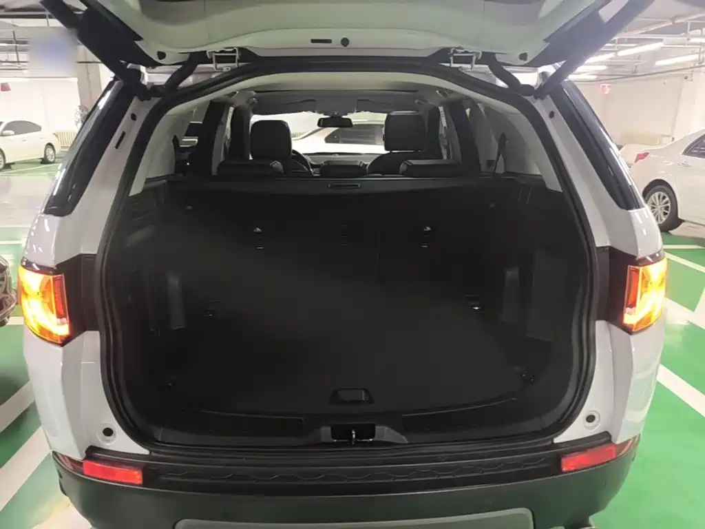 Land Rover Discovery Sport — миниатюра 19