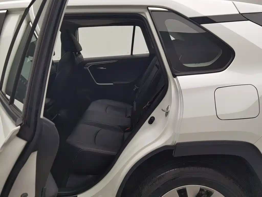Toyota Wildlander — миниатюра 15