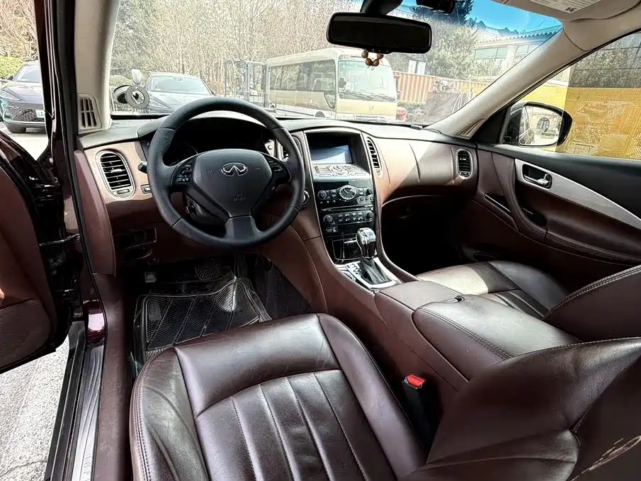 Infiniti QX50 (Import) — миниатюра 16