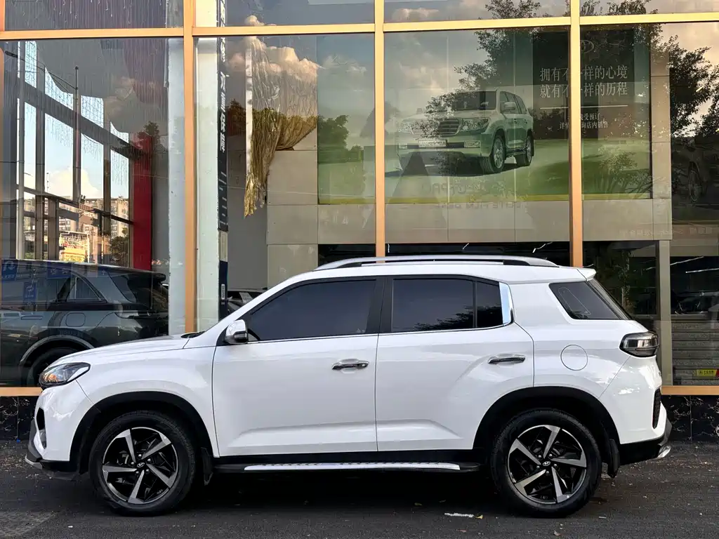 Hyundai ix35 - фото 23
