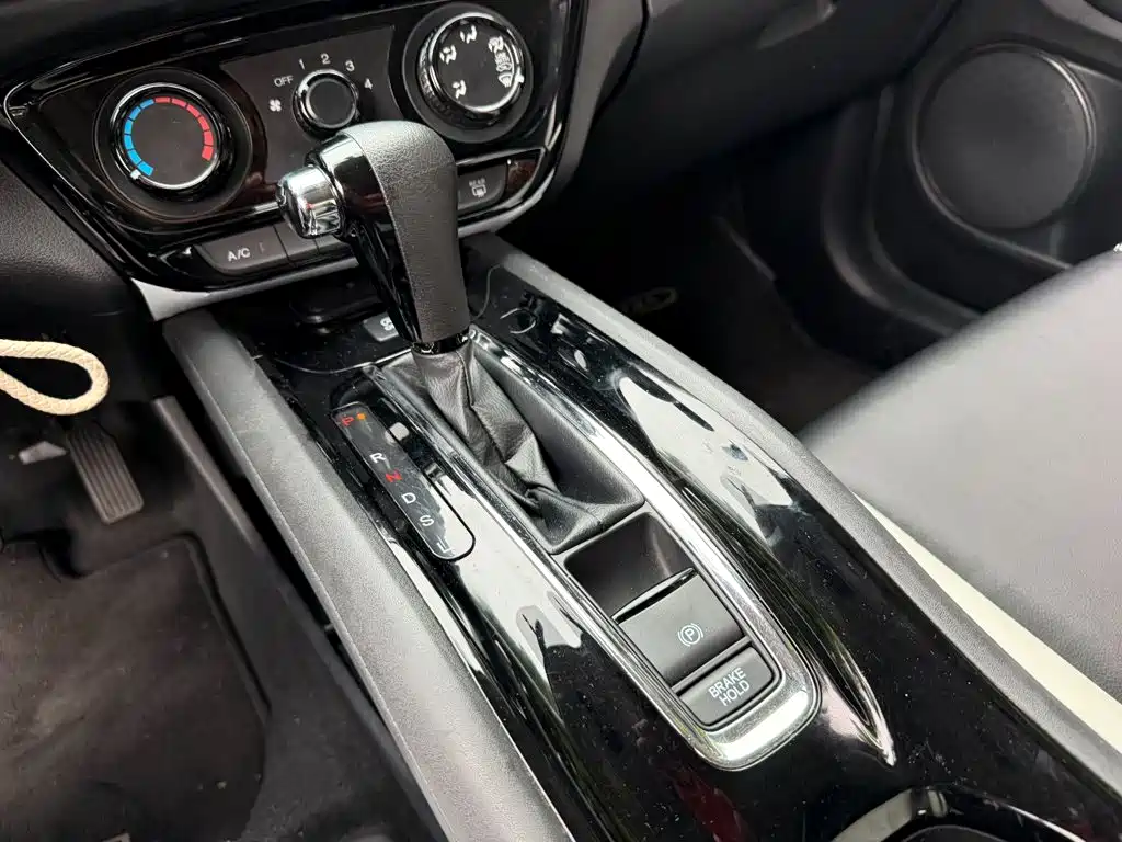 Honda Vezel — миниатюра 9