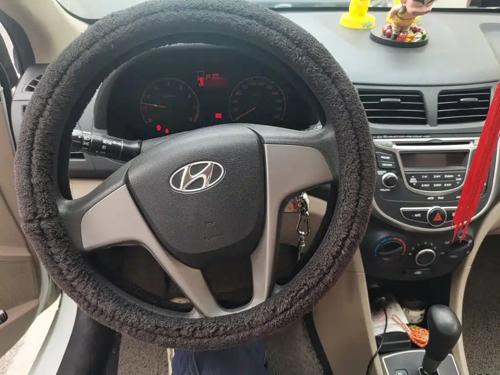Hyundai Verna — миниатюра 13