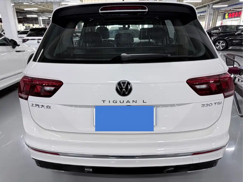 Volkswagen Tiguan L — миниатюра 17