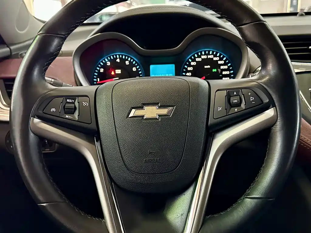 Chevrolet Malibu — миниатюра 18