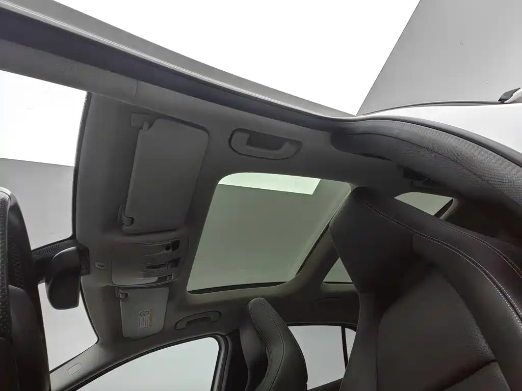 Mercedes-Benz GLA — миниатюра 14