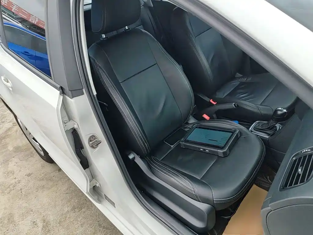 Volkswagen Polo — миниатюра 25