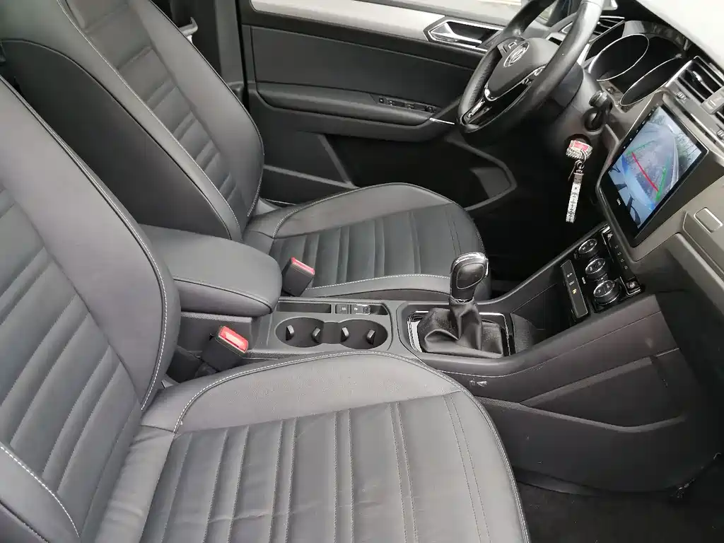 Volkswagen Touran — миниатюра 9
