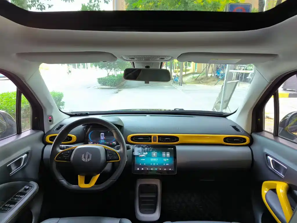 Leapmotor Leapmotor T03 — миниатюра 4