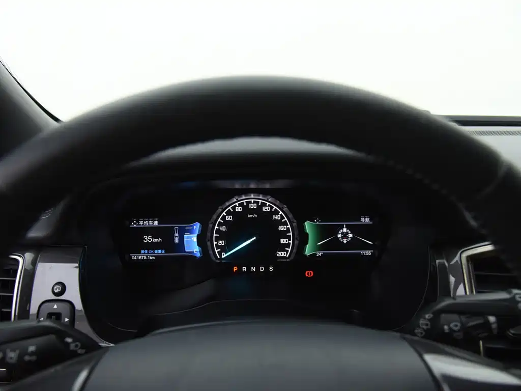 Ford Everest — миниатюра 10