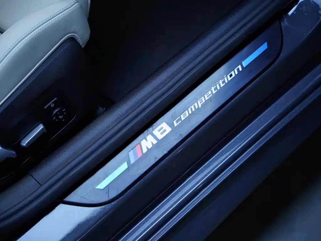 BMW M8 — миниатюра 51