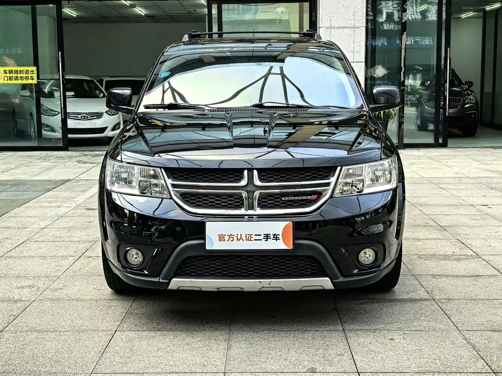 Dodge Journey — миниатюра 2