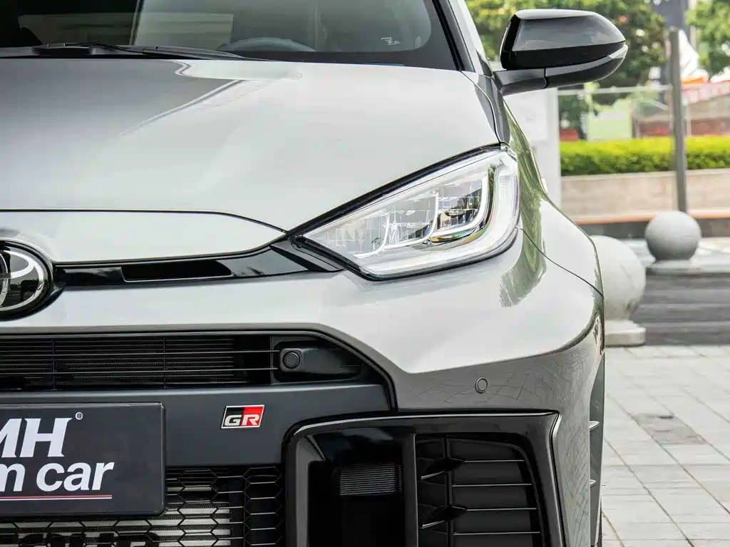 Toyota GR YARIS 2025 GR