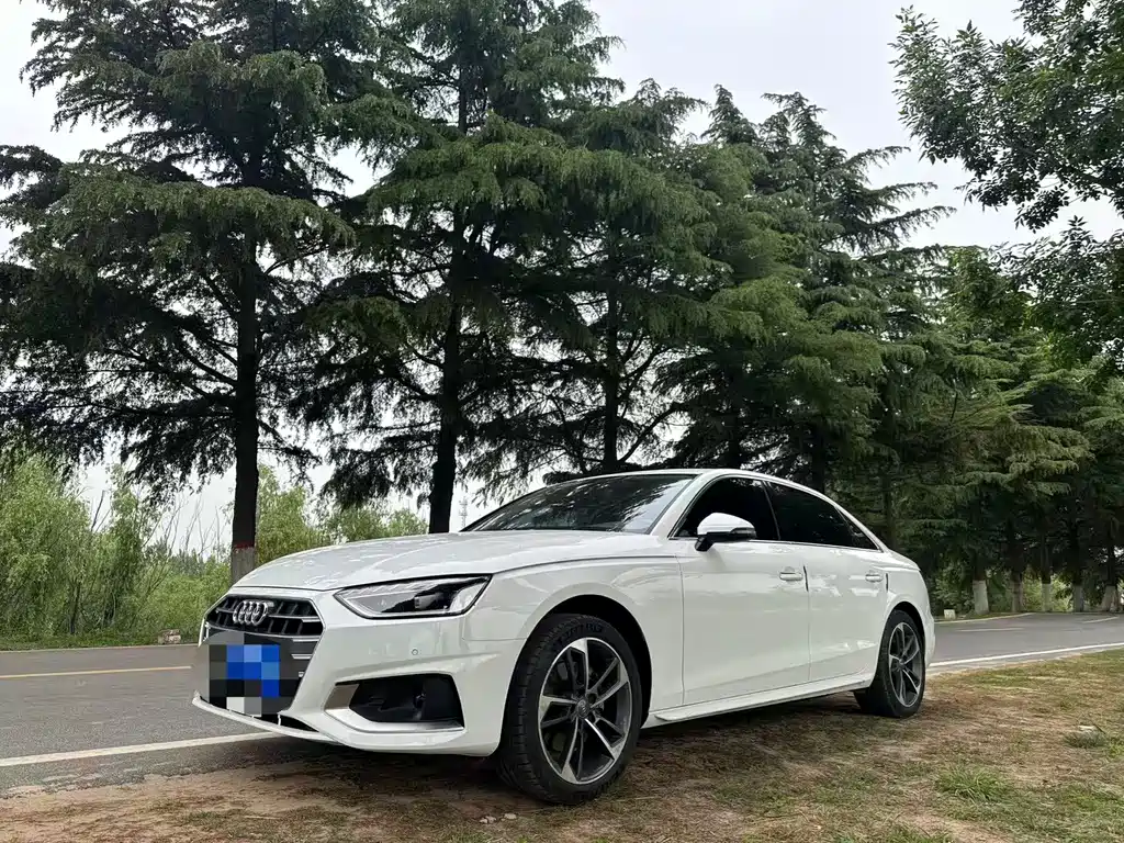 Audi A4L 2021