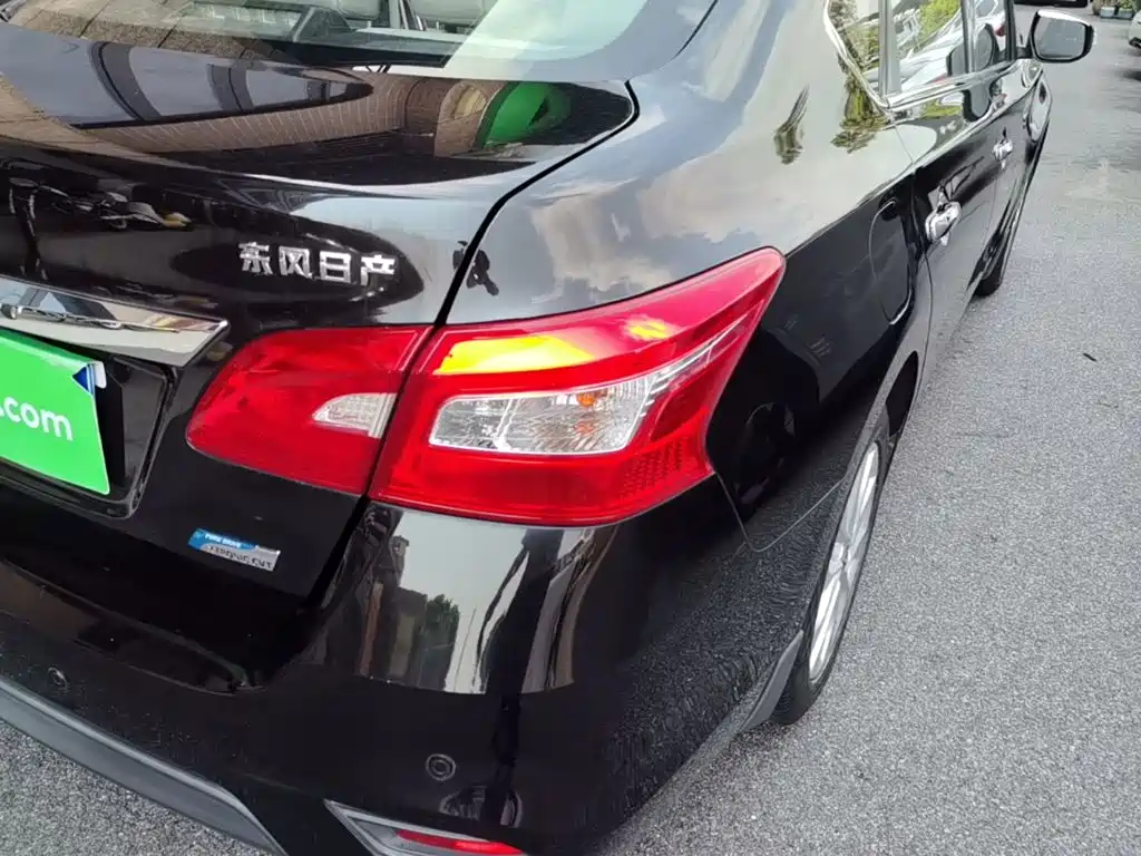 Nissan Sylphy — миниатюра 8