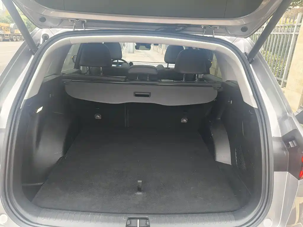 GEELY AUTOMOBILE XINGYUE L