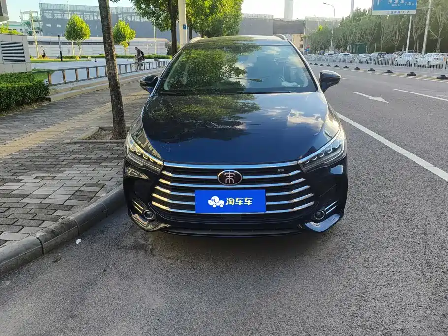 BYD MAX — миниатюра 2