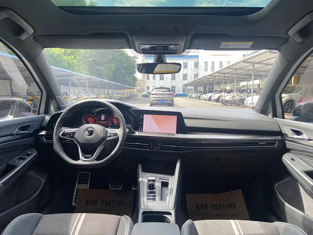 Volkswagen Golf — миниатюра 9