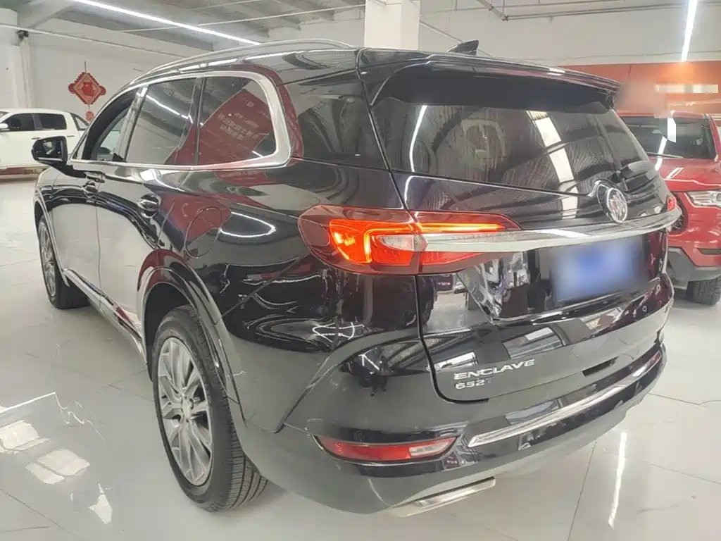 Buick Enclave — миниатюра 5