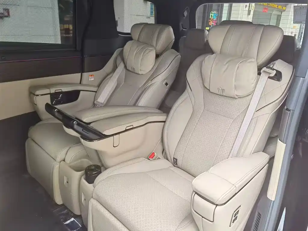 Toyota Vellfire — миниатюра 5